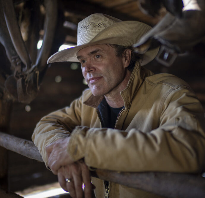 Muziektip! Corb Lund: verhalende alt-country & western met humor en melancholie | Janine herontdekt muziek